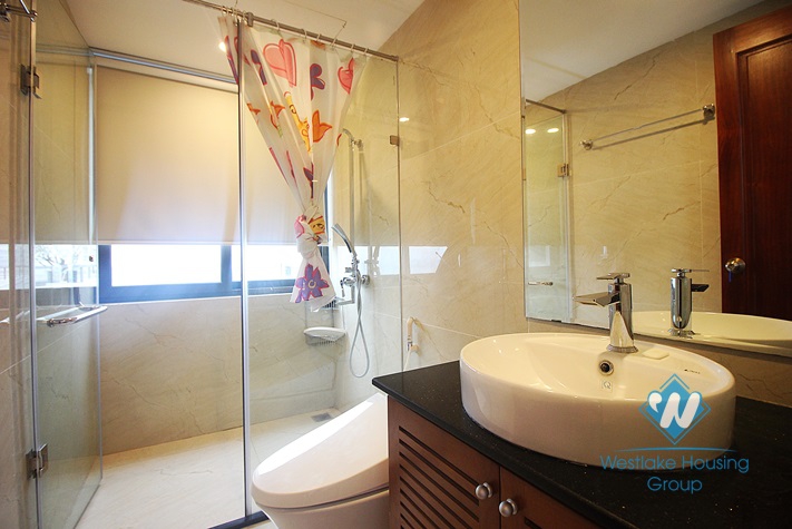 Modern and bright apartment for rent in Tay Ho st, Quang an ward